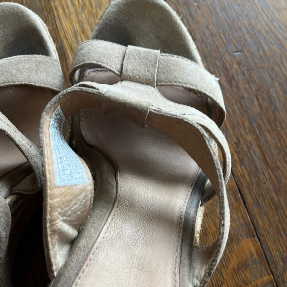 UGG Tawnie Espadrille wedge sandals size 10 tan color